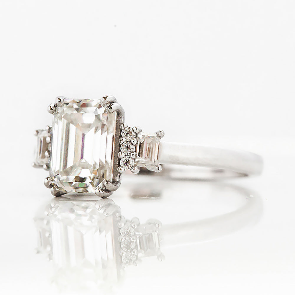 Vintage style Emerald cut Lab Grown Diamond Engagement Ring in White Gold - Victoria's Jewellery