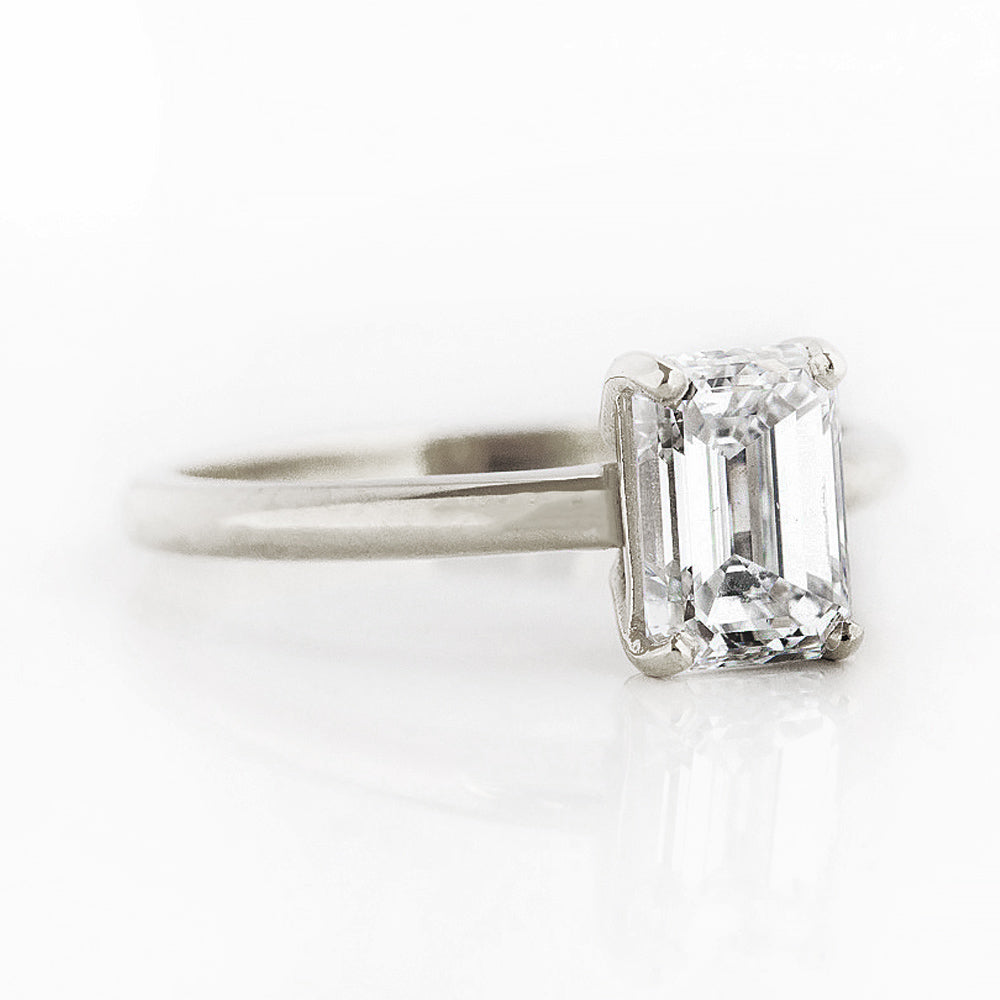 Emerald cut Lab Diamond Solitaire Engagement Ring in White Gold - Victoria's Jewellery