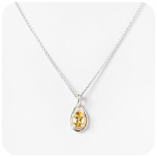 oval cut yellow citrine, november birthstone pendant and chain