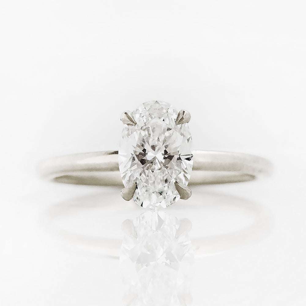 Oval cut Diamond Solitaire Engagement Ring in White Gold - Victoria's Jewellery