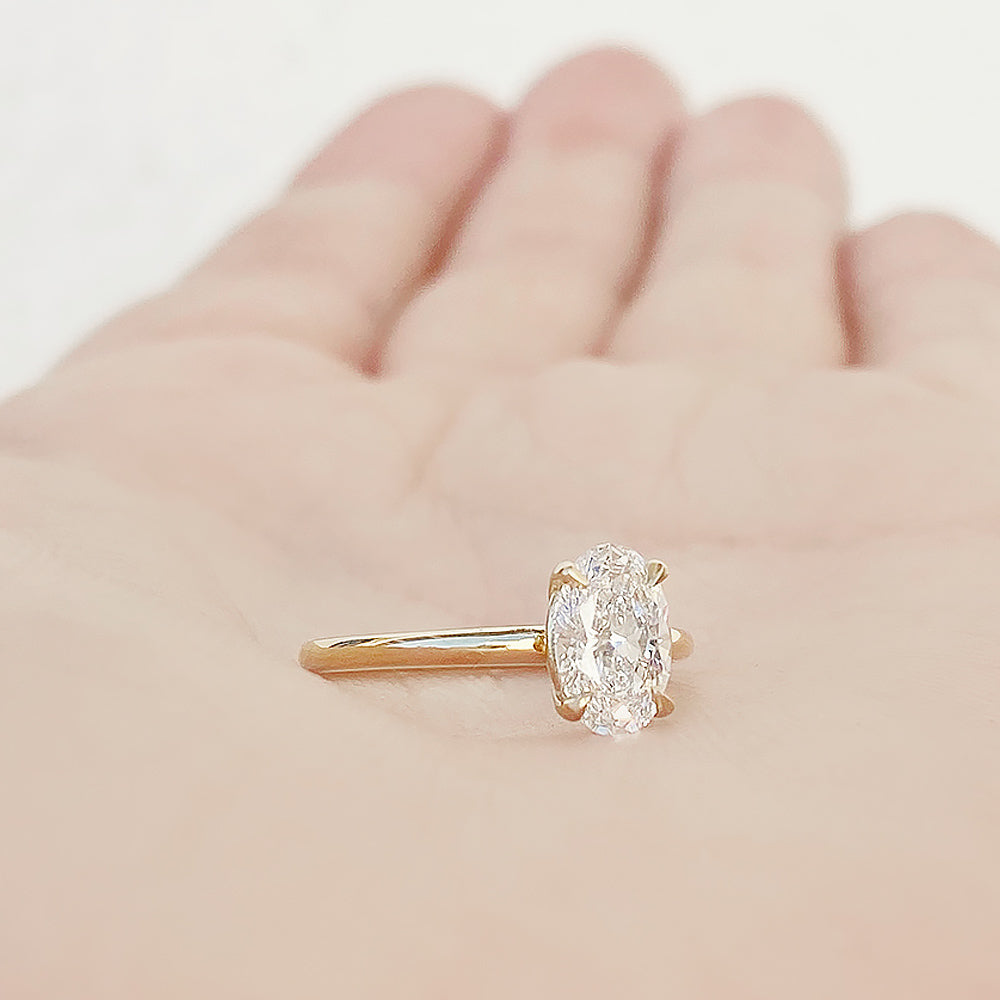 Oval cut Diamond Solitaire Engagement Ring in Yellow Gold - Victoria's Jewellery