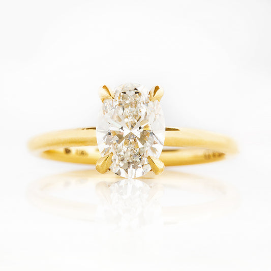 Oval cut Diamond Solitaire Engagement Ring in Yellow Gold - Victoria's Jewellery