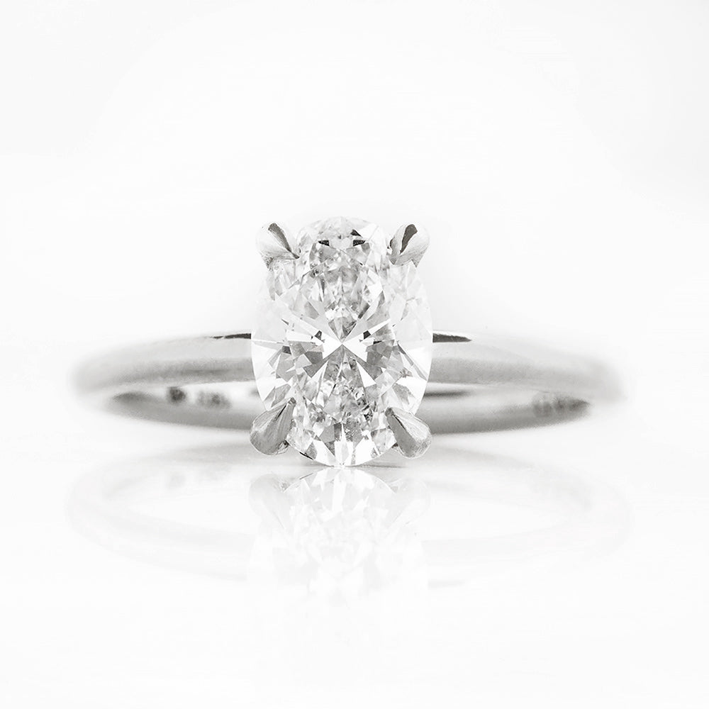 Oval cut Diamond Solitaire Engagement Ring in White Gold - Victoria's Jewellery