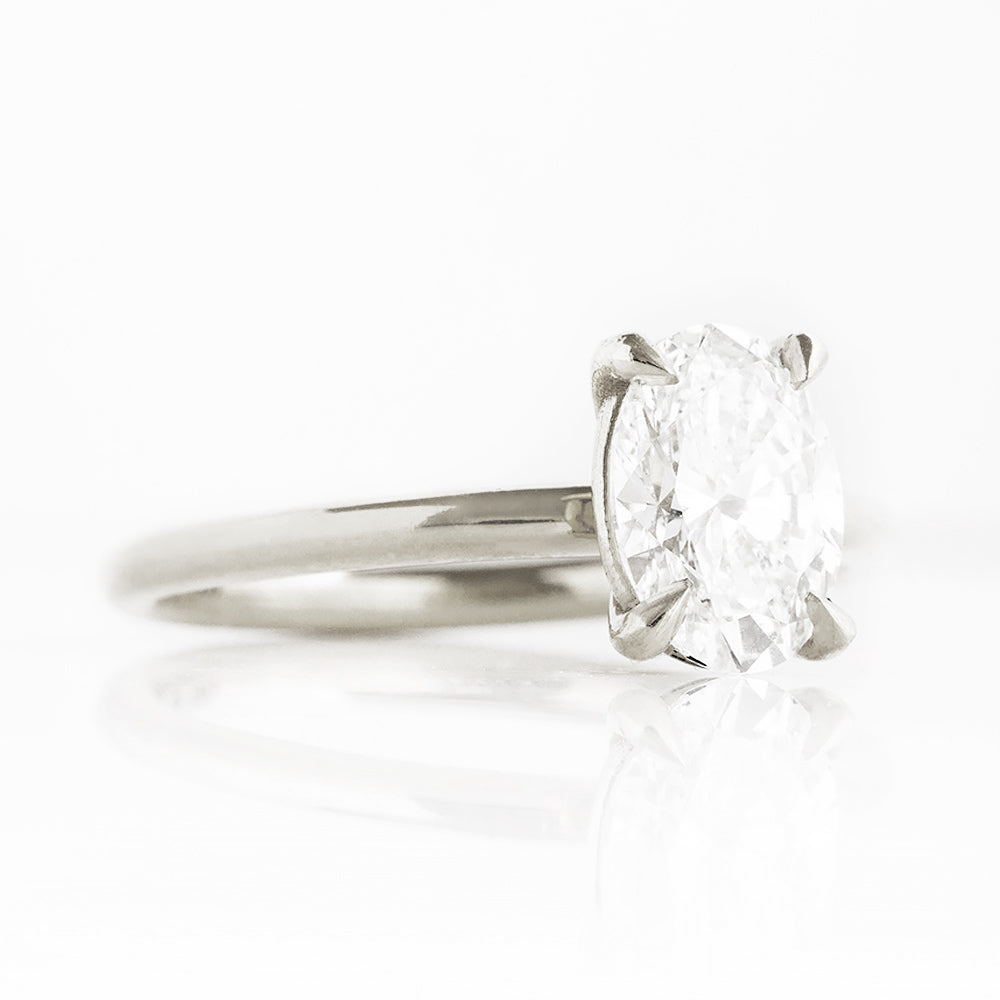 Oval cut Diamond Solitaire Engagement Ring in White Gold - Victoria's Jewellery