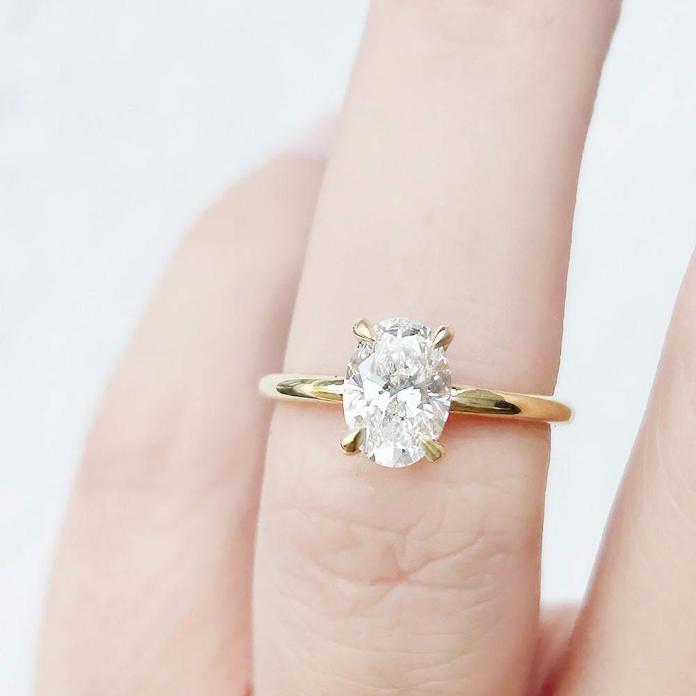 Oval cut Diamond Solitaire Engagement Ring in Yellow Gold - Victoria's Jewellery