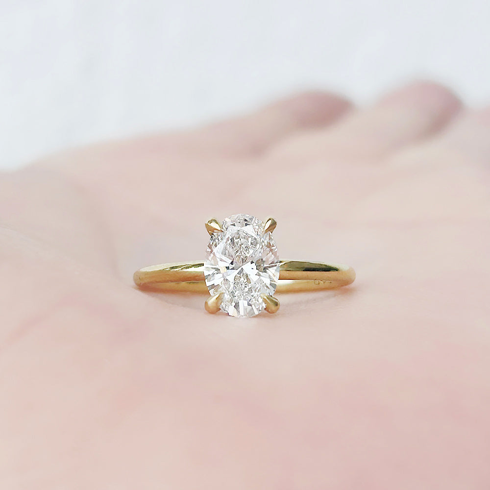 Oval cut Diamond Solitaire Engagement Ring in Yellow Gold - Victoria's Jewellery