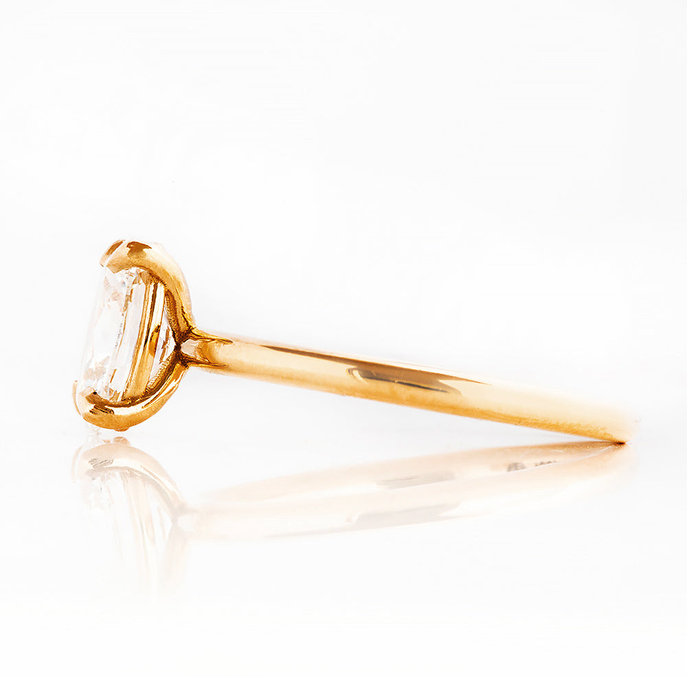 Oval cut Diamond Solitaire Engagement Ring in Rose Gold - Victoria's Jewellery