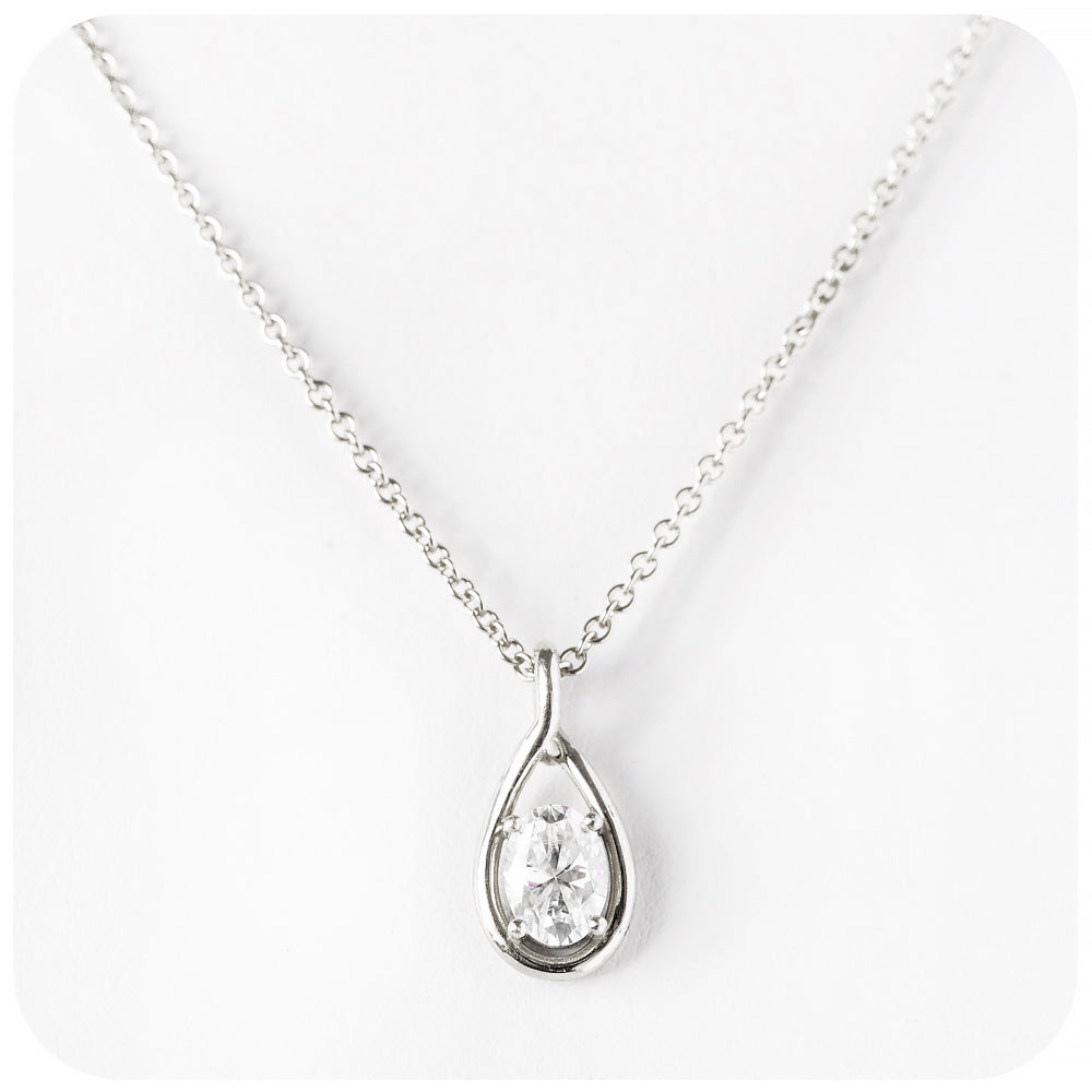 The Infinity Pendant with Moissanite