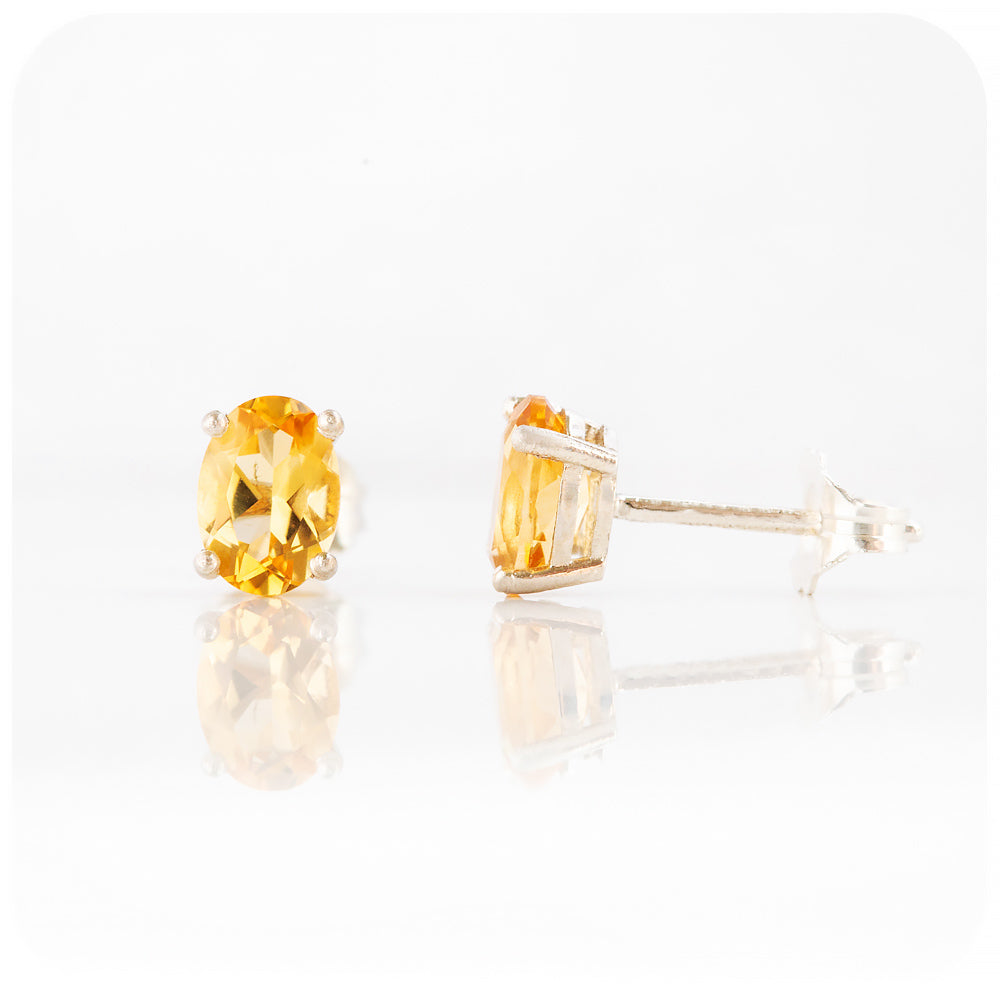 Oval cut yellow Citrine Stud Earring - Victoria's Jewellery