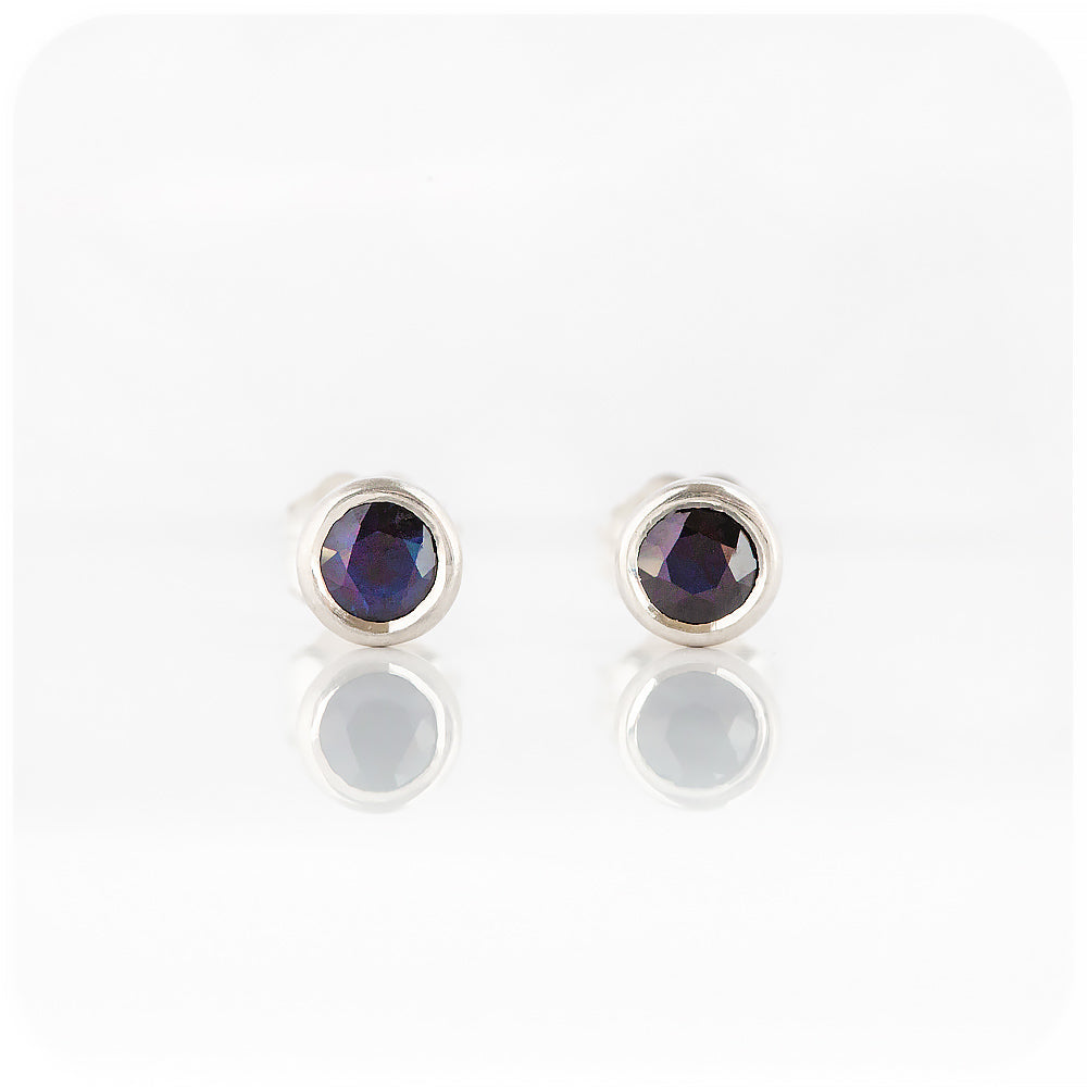 The Tube, Blue Sapphire Stud Earring