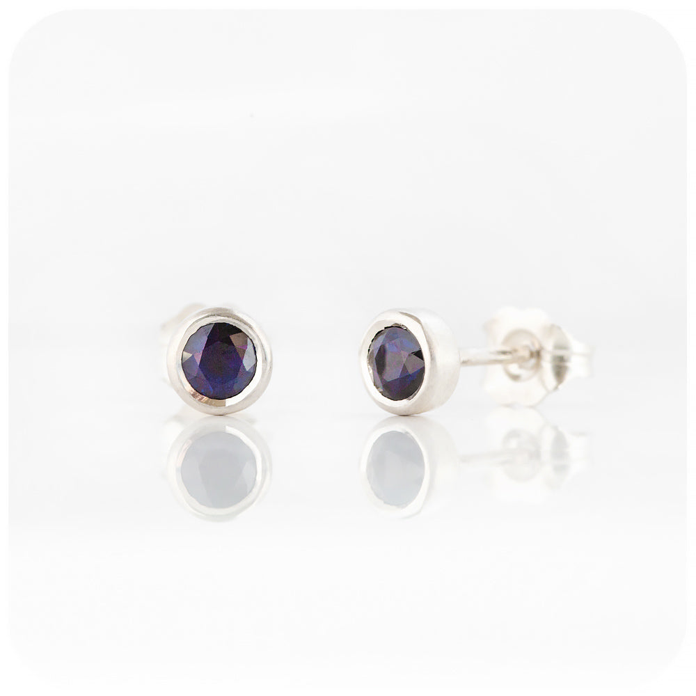 The Tube, Blue Sapphire Stud Earring