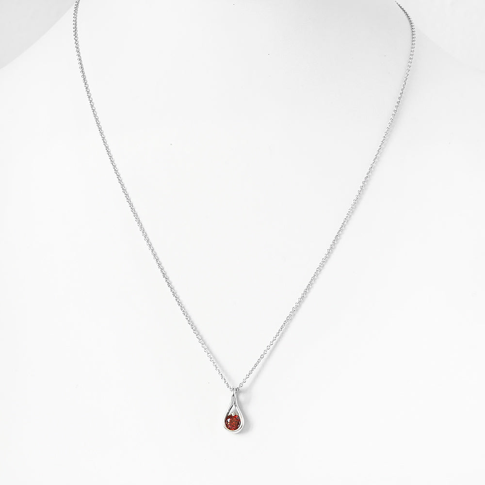 Savannah, Garnet Necklace