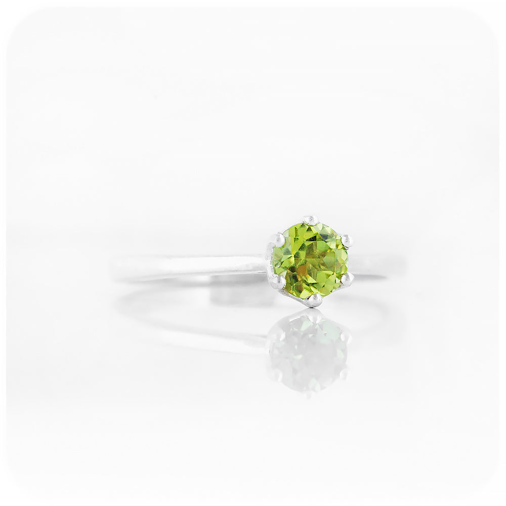 Round cut Green Peridot August Birthstone Solitaire Ring - Victoria's Jewellery