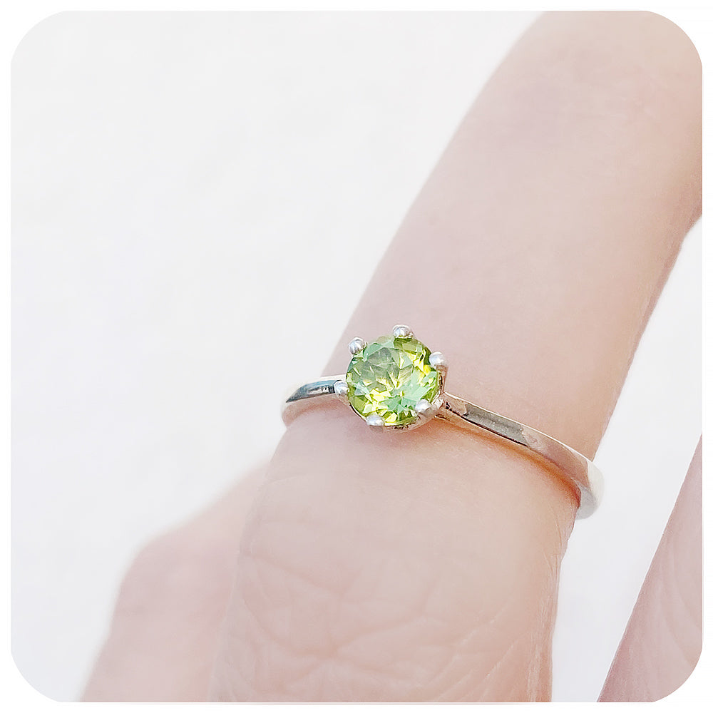 Round cut Green Peridot August Birthstone Solitaire Ring - Victoria's Jewellery