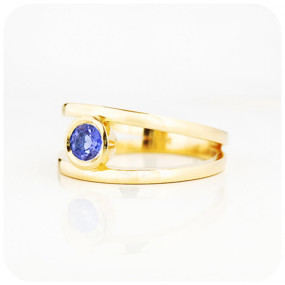 Brilliant Round cut Tanzanite Split Band Ring