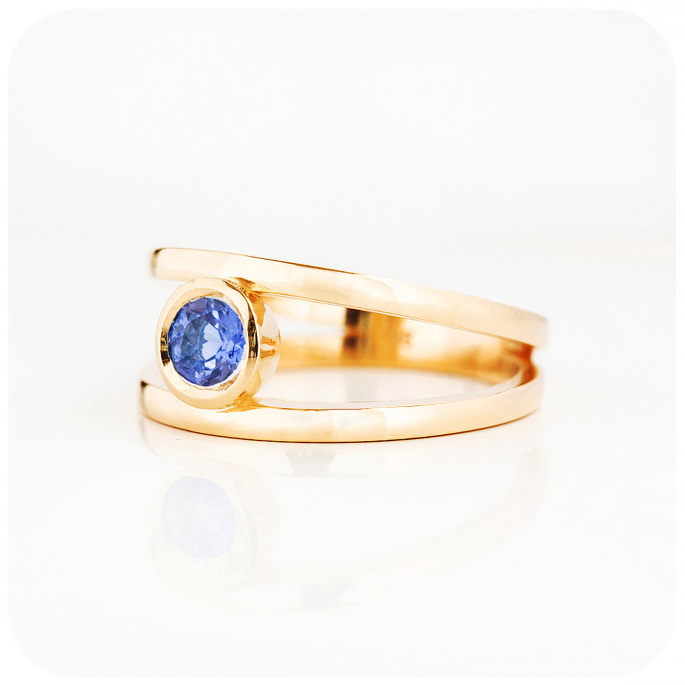 Brilliant Round cut Tanzanite Split Band Ring