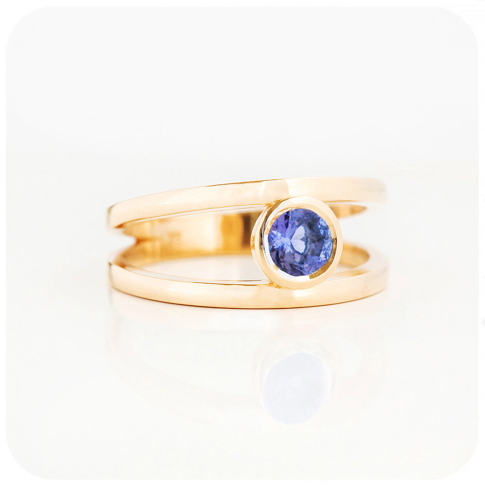 Brilliant Round cut Tanzanite Split Band Ring