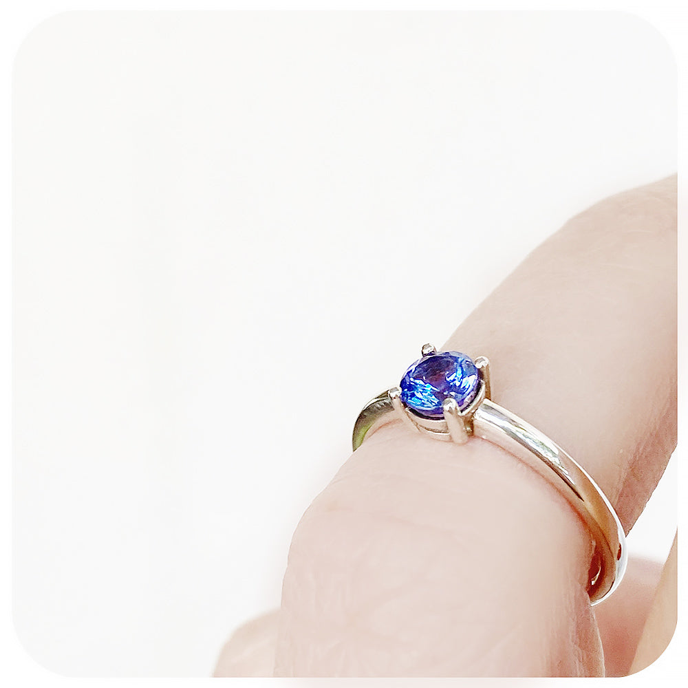 Round cut Tanzanite Solitaire Ring - Victoria's Jewellery