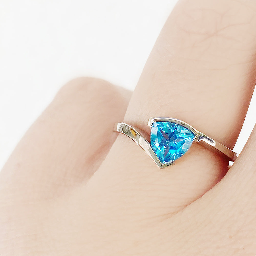 Trillion cut Swiss Blue Topaz Ring in White Gold - Victoria's Jewellery