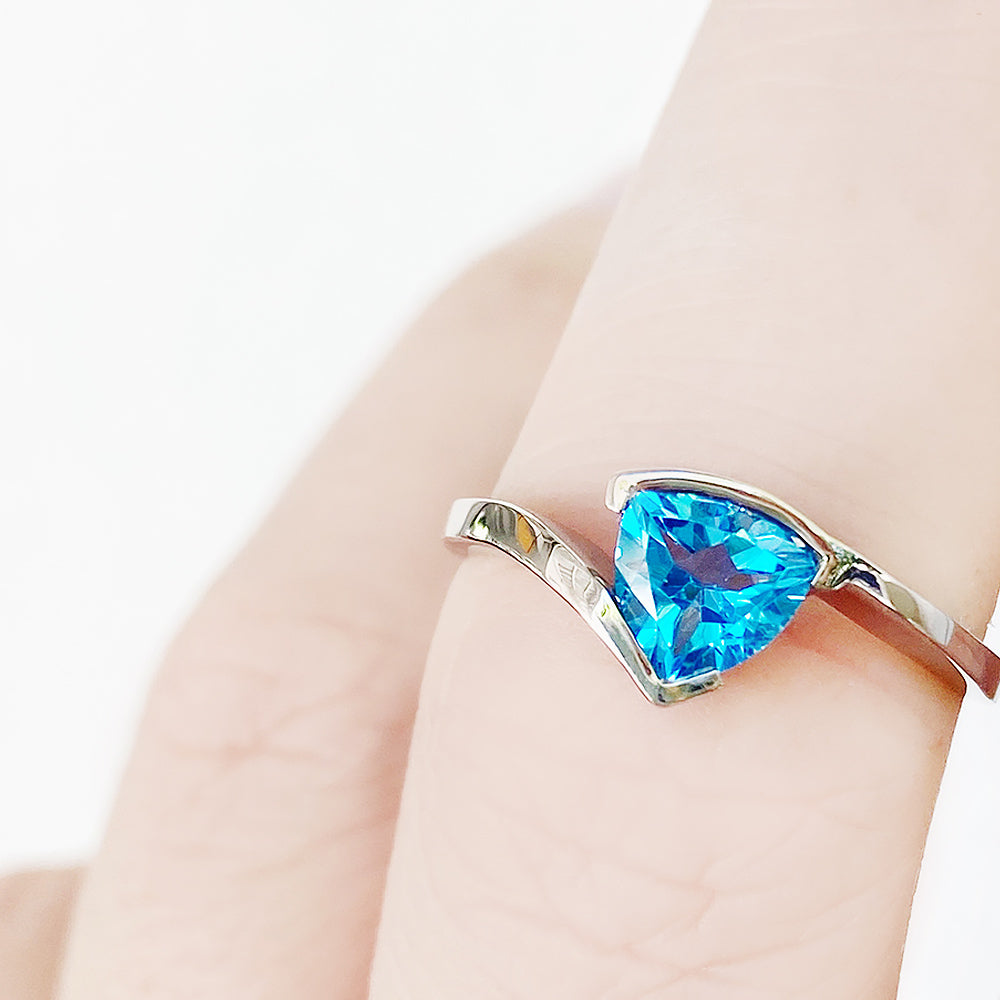 Trillion cut Swiss Blue Topaz Ring in White Gold - Victoria's Jewellery