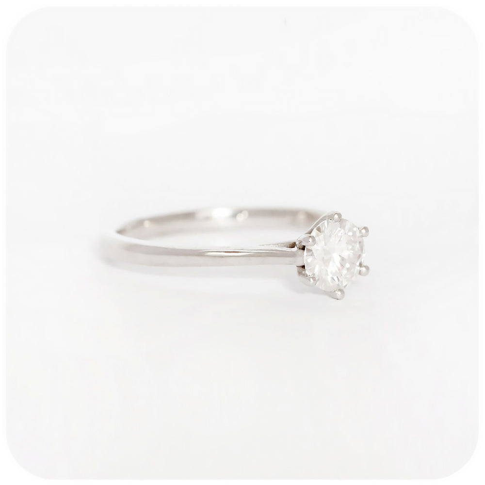 The 6 Claw Brilliant cut Diamond Ring - 0.50ct