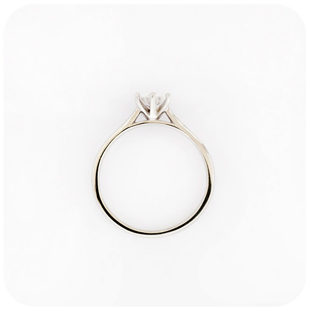The 6 Claw Brilliant cut Diamond Ring - 0.50ct