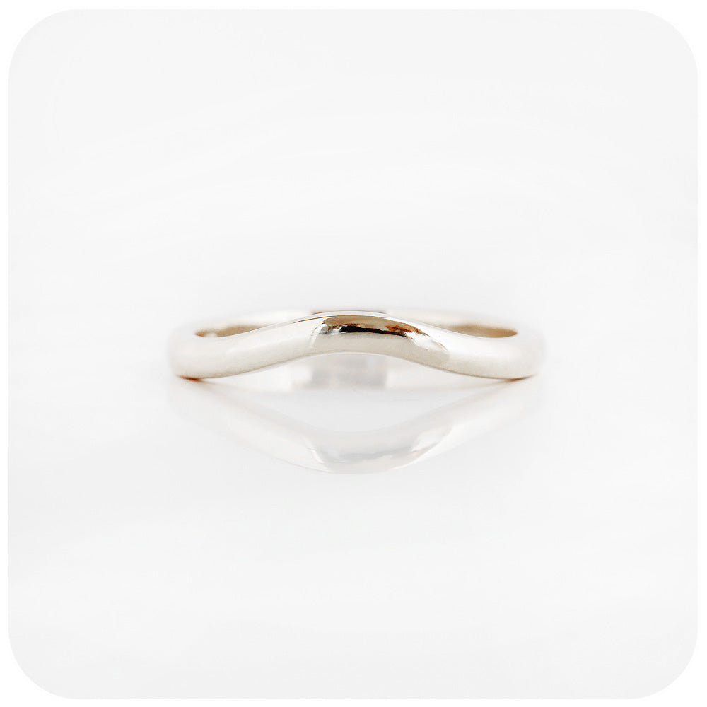 Lilly, a Curved Wedding Band in Gold