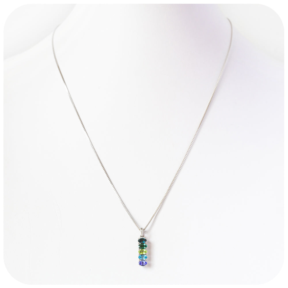 The Blue-Green Eternity Pendant