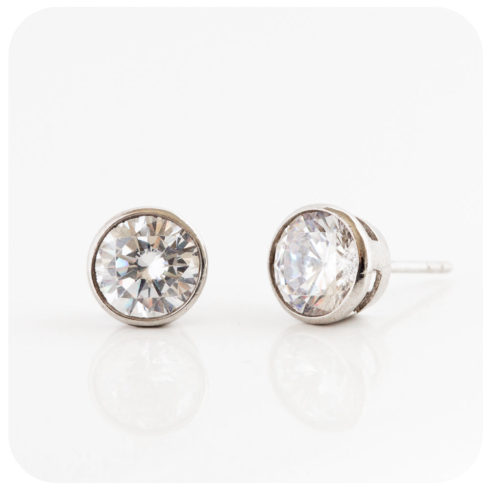 7mm Round cut Cubic Zirconia Stud Earrings in Sterling Silver