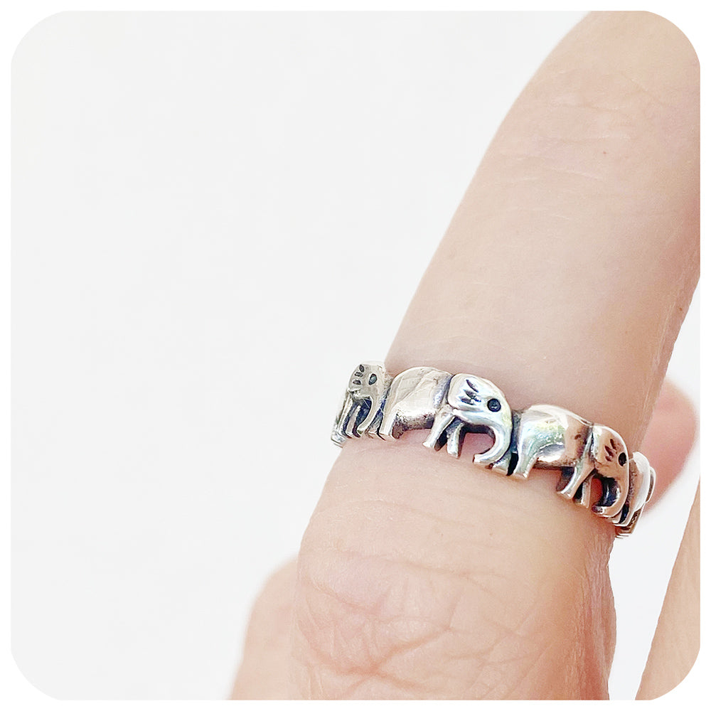 Family of Elephants, Full Eternity Stackable Ring