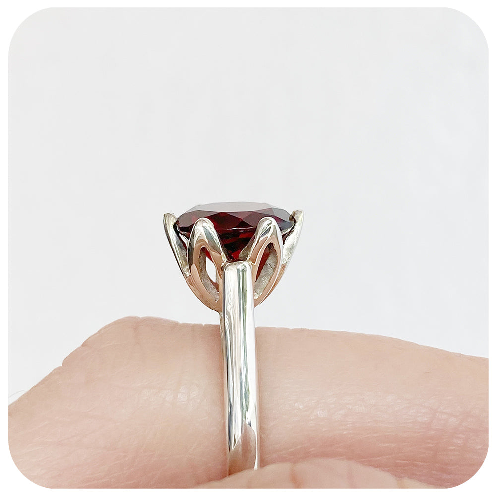 Round cut Garnet, Six Claw Solitaire Ring in Sterling Silver