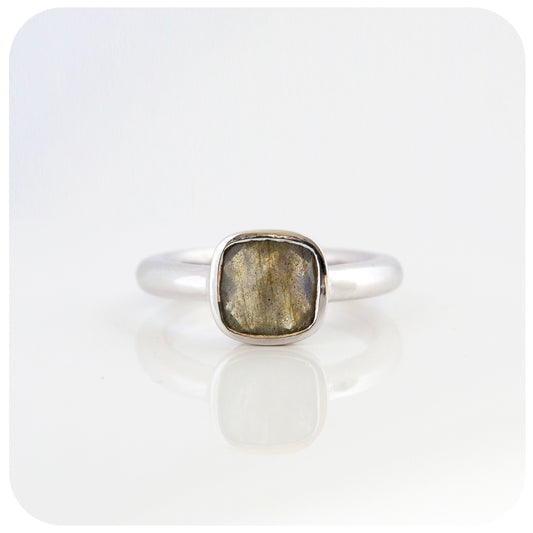 cushion cut labradorite ring in silver