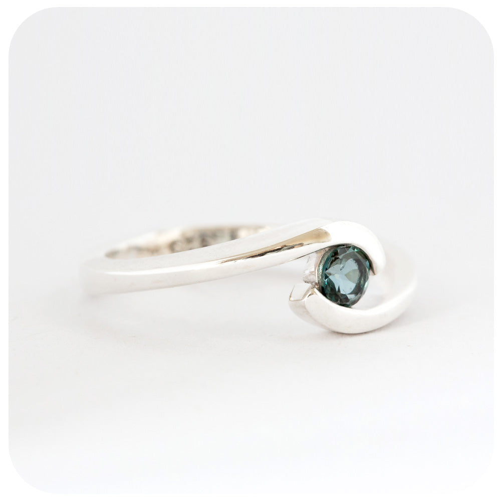 round cut teal london blue topaz wave ring