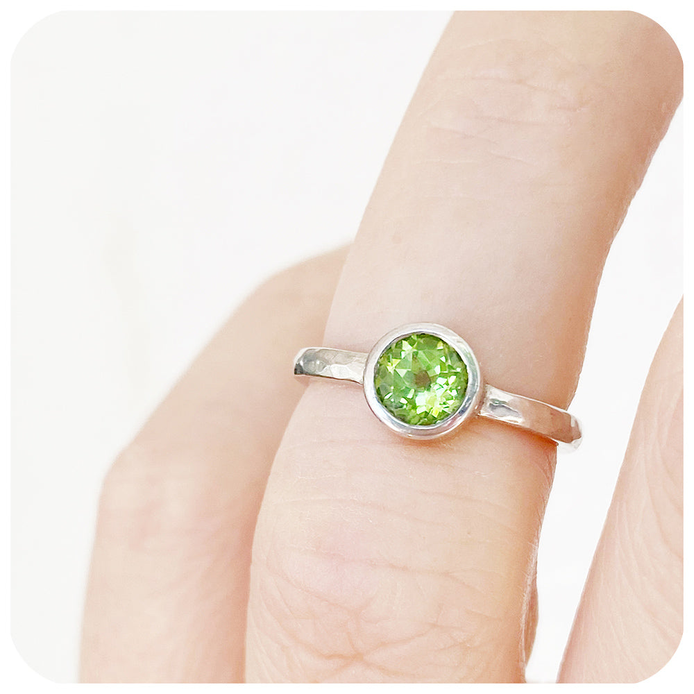 Round cut Peridot Ring In Sterling Silver - Victoria's Jewellery
