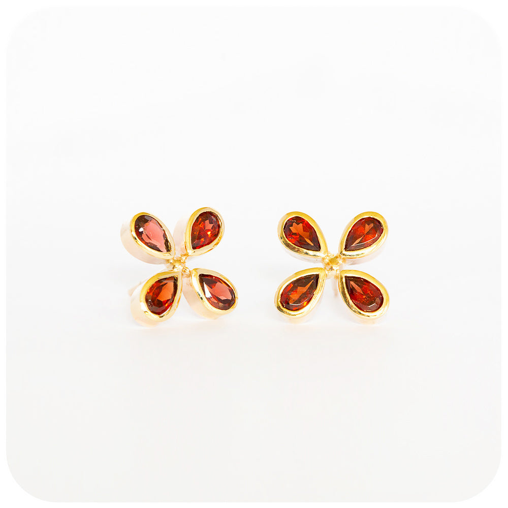 The Garnet Flower Stud Earring in Yellow Gold