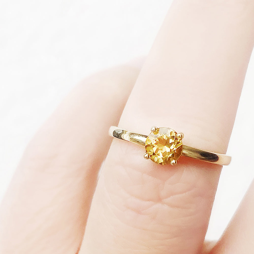 Lina, a Round cut Citrine Solitaire Ring