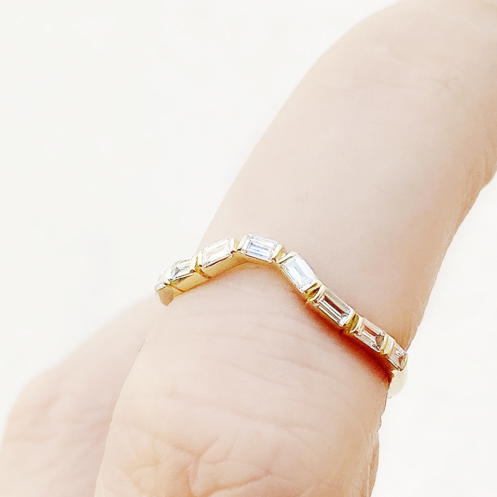 Noari, a Baguette cut Wedding Ring