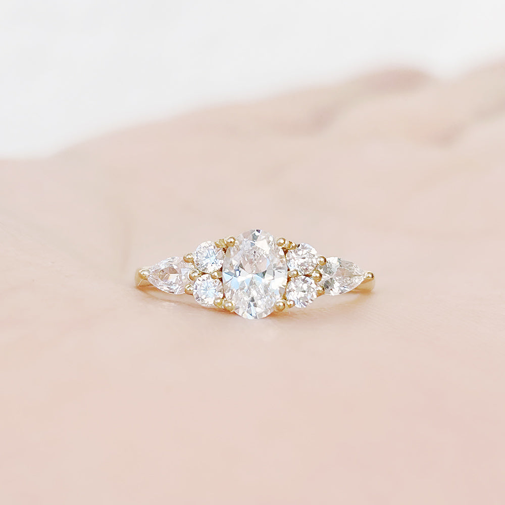 Oval cut Diamond cluster Engagement Ring in Yellow Gold - Victoria's Jewellery