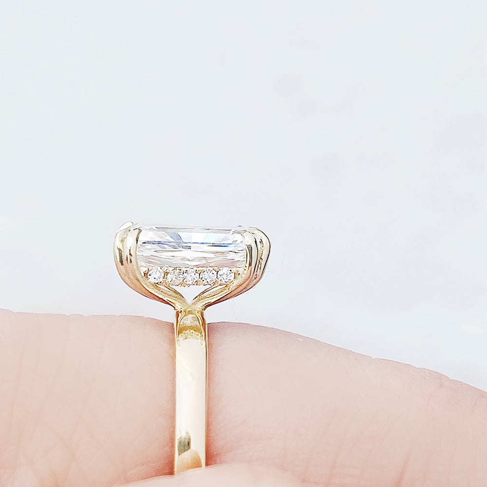 Jolindie, Hidden Halo Radiant cut Lab Diamond Ring