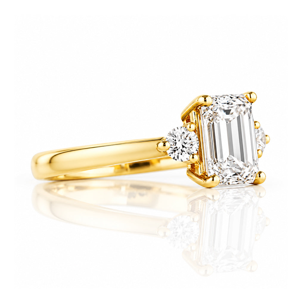 Bea, a Lab Diamond Engagement Ring - 1ct - Victoria's Jewellery