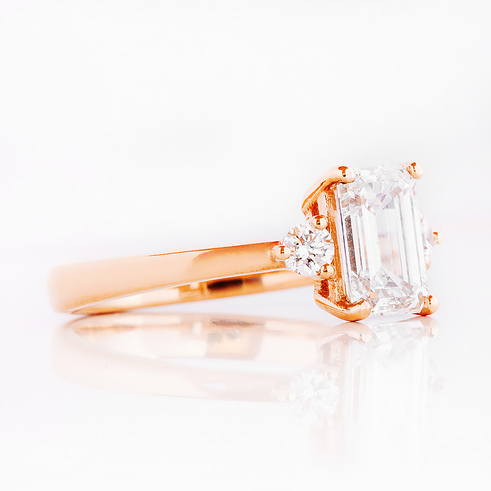 Bea, a Lab Diamond Engagement Ring - 1ct - Victoria's Jewellery