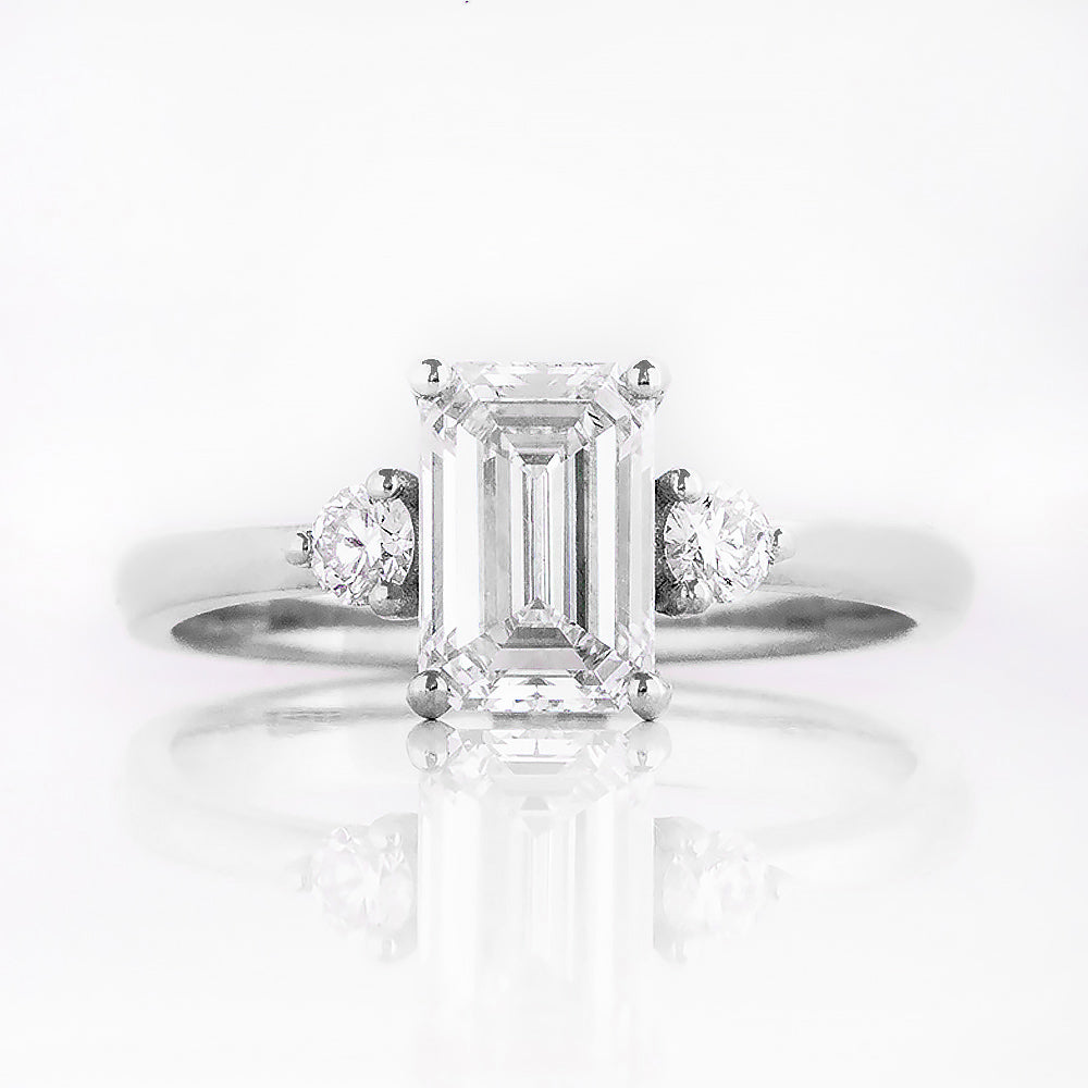 Bea, a Lab Diamond Engagement Ring - 1ct - Victoria's Jewellery