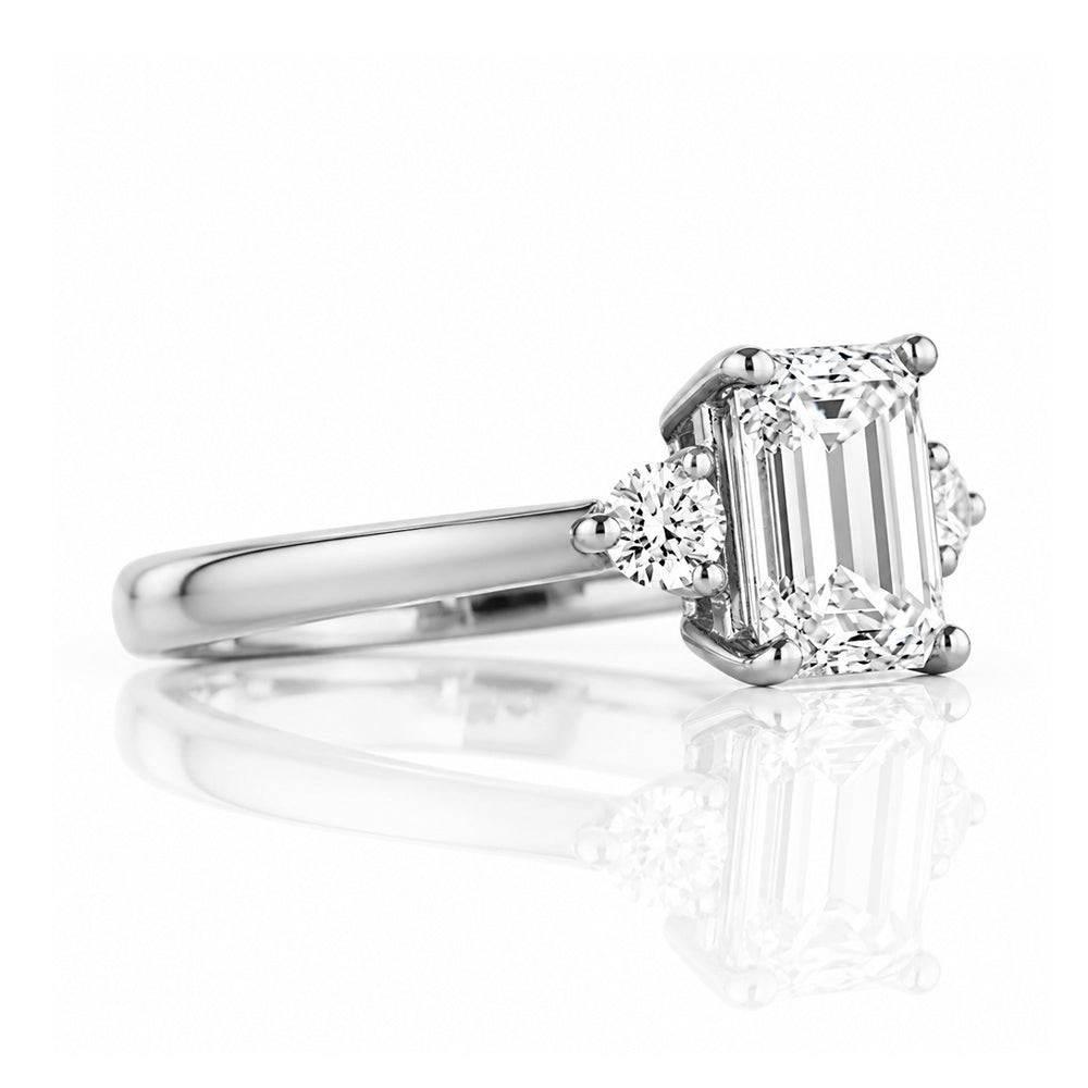 Bea, a Lab Diamond Engagement Ring - 1ct - Victoria's Jewellery