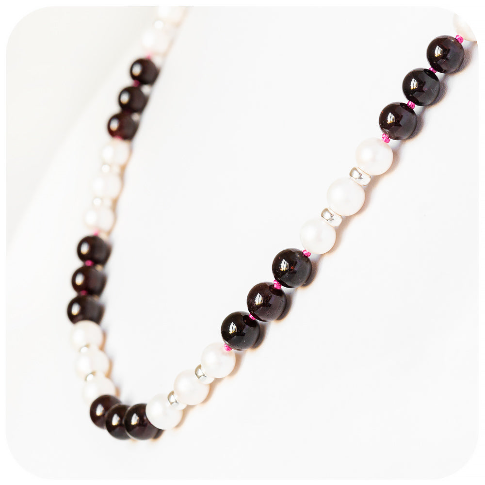 Garnet and Fresh Water Pearl Necklace