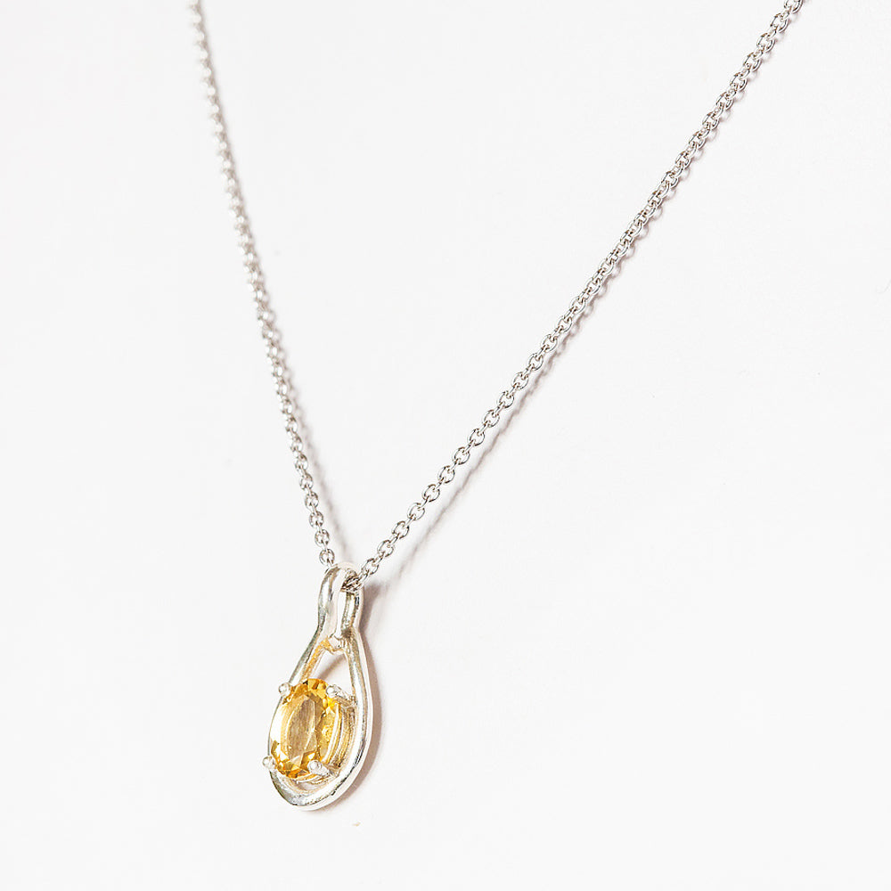 The Infinity Pendant with Citrine