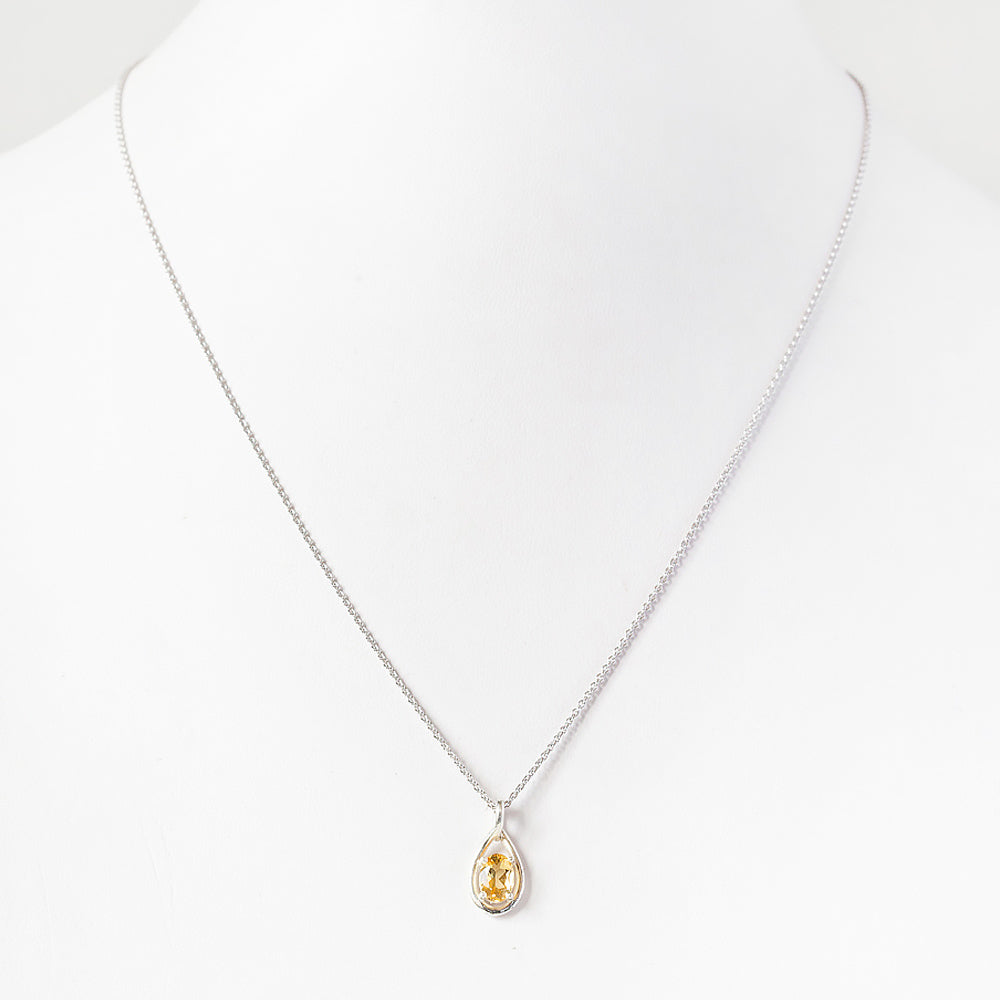 The Infinity Pendant with Citrine