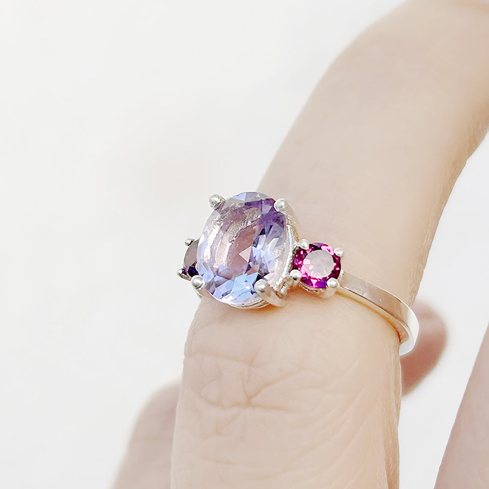 Oval cut Pink Amethyst and Rhodolite Trilogy Anniversary Ring - Victoria's Jewellery