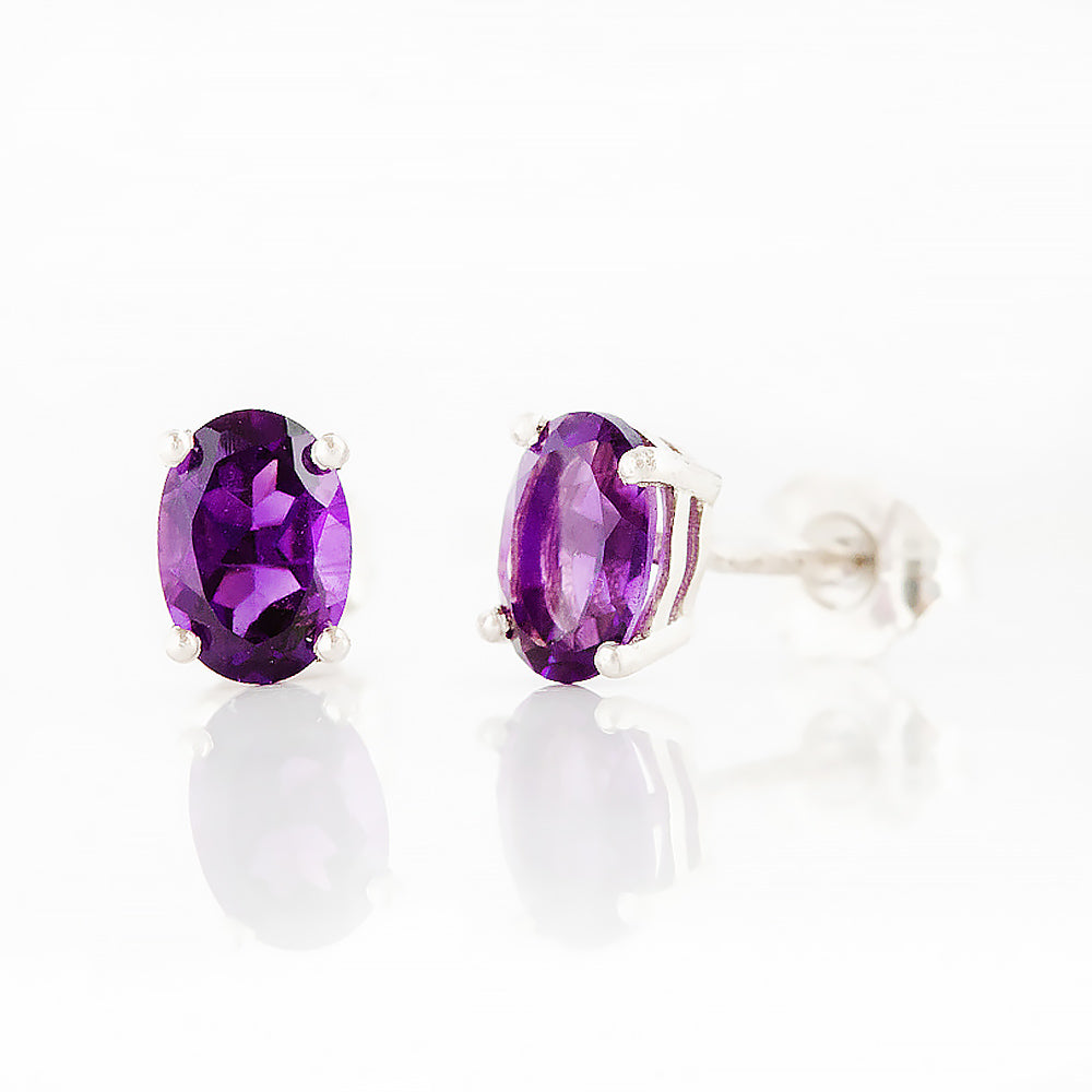 Luna, Oval cut Amethyst Stud Earring - 7x5mm - Victoria's Jewellery