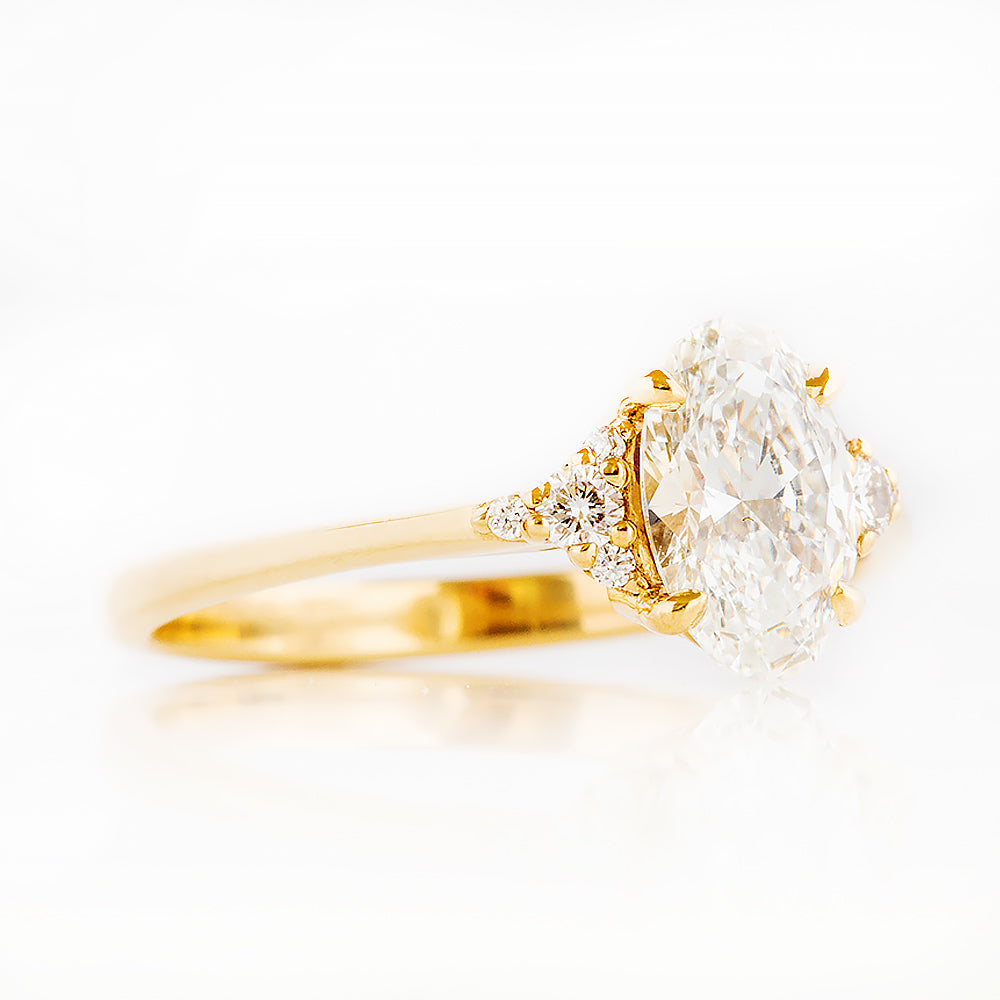 Kelly, an Oval cut Lab Diamond Ring - 1ct