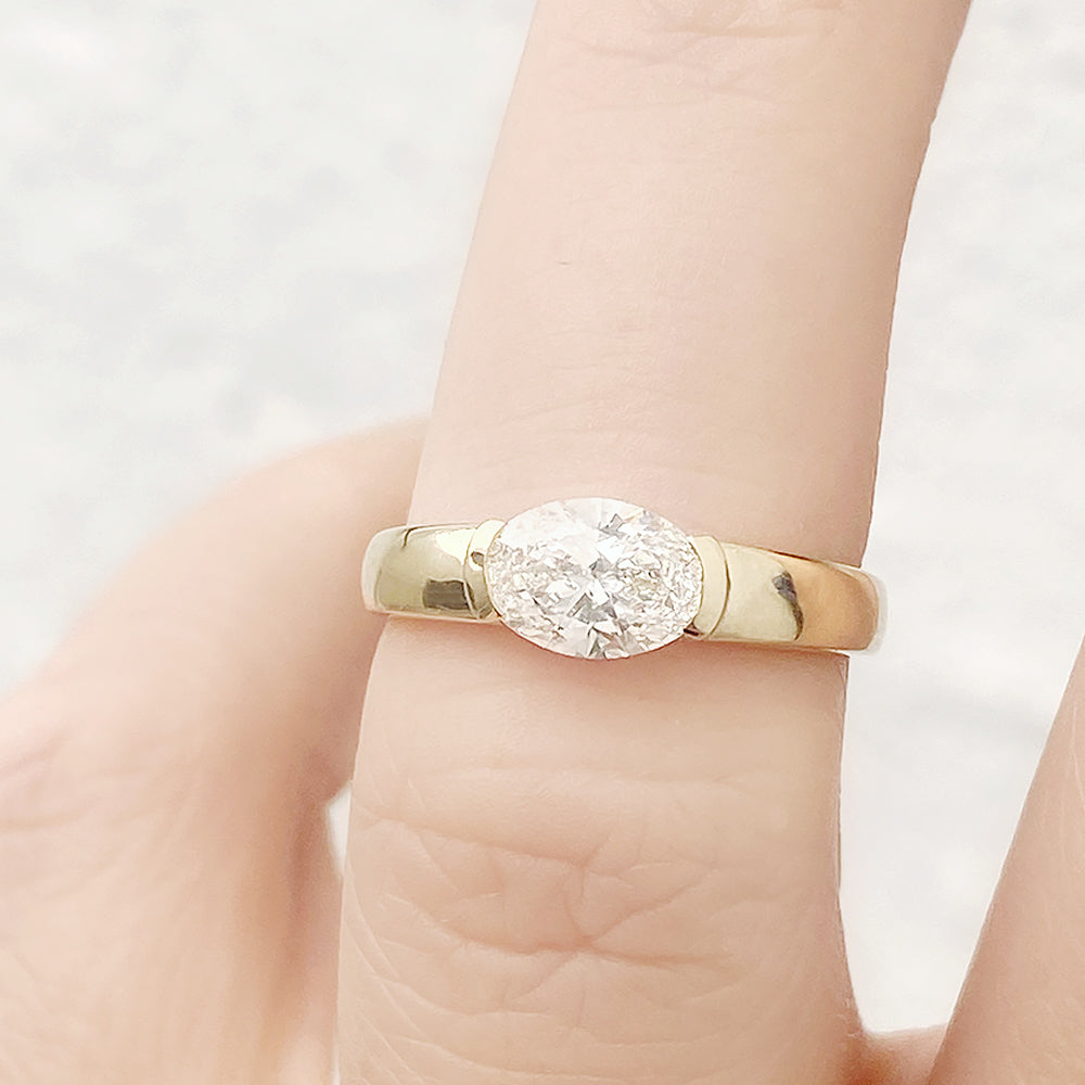 Akari, an oval cut Lab Diamond Ring
